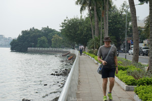 Hà Nội ‘rửa sạch’ sông Tô Lịch bằng nước hồ Tây thế nào?