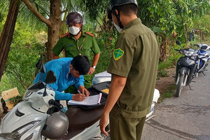 Từ 2025, công an xã được phạt trực tiếp những lỗi vi phạm sau của xe máy