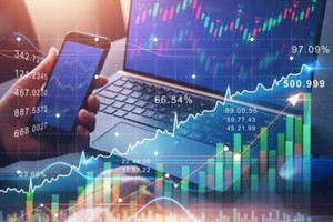 Cổ phiếu đáng chú ý ngày 13/12: POW, VPB, ACB