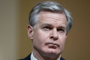 Giám đốc FBI từ chức trước khi ông Trump nhậm chức