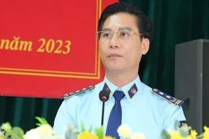 Kỷ luật cảnh cáo Cục trưởng Cục Quản lý thị trường Thanh Hóa