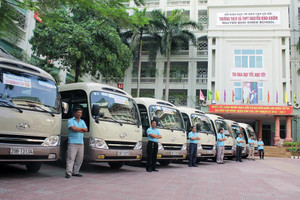 Từ năm 2025, xe ô tô chở trẻ em mầm non, học sinh bắt buộc phải được sơn màu này