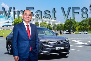 Ông Phạm Nhật Vượng quyết định dừng hoàn toàn dịch vụ taxi bằng VinFast VF 8