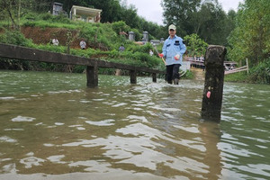 Cây cầu vào khu kinh tế Dung Quất mỗi năm 'mất tích' hơn 6 tháng khiến người dân phải đi vòng 10km