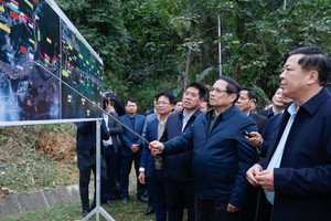 Thủ tướng yêu cầu trình Quốc hội dự án đường sắt Lào Cai-Hà Nội-Hải Phòng trong tháng 2