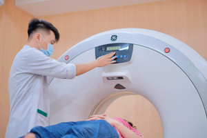 Phương pháp điều trị ung thư phổi giai đoạn sớm không cần hóa xạ trị, tỷ lệ khỏi bệnh lên đến 90%