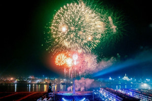 Chưa từng có trong lịch sử: Gần 1 triệu người 'đổ bộ' hệ sinh thái Vingroup đón countdown 2025