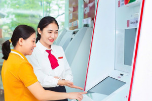 Từ hôm nay, những giao dịch ngân hàng nào có thể bị tạm dừng?