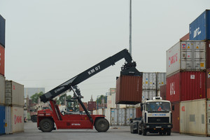 Xuất khẩu nối dài kỳ tích