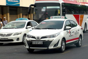 Hết thời đồng hồ nhảy số, ông lớn taxi Vinasun (VNS) chơi lớn với tính năng 'chốt giá'