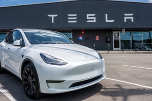 Ngoài xe điện, Tesla sắp thu tỷ đô từ 'mỏ vàng' vô hình