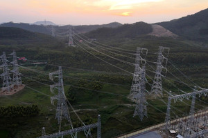 Đóng điện thành công dự án đường dây 500kV quy mô 7.410 tỷ đồng, vượt tiến độ 8 tháng