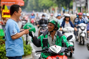 Lý do nhiều tài xế, shipper đồng loạt nghỉ Tết sớm dù sắp bước vào mùa cao điểm