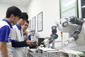 Một trường ĐH tại Hà Nội chính thức mở 4 ngành mới về vi mạch bán dẫn , thêm tổ hợp xét tuyển