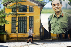 Ngôi trường gần 120 tuổi là nơi Đại tướng Võ Nguyên Giáp từng dạy chính thức thành trường chuyên, có tỷ lệ học sinh tốt nghiệp và đỗ đại học cao ngất ngưởng