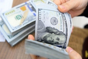 Tỷ giá USD tăng nóng kỷ lục lên sát 25.800 đồng