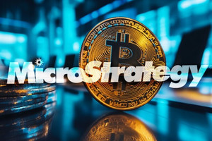 Cổ phiếu MicroStrategy lao dốc không phanh, 500.000 Bitcoin có nguy cơ bị bán tháo?