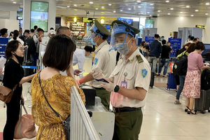 Bộ Công an khuyến cáo những người này bắt buộc phải làm lại thẻ căn cước, hộ chiếu