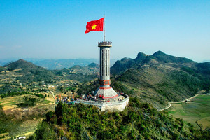 Vùng đất địa đầu Tổ quốc ‘bùng nổ’ trên bản đồ du lịch, đứng đầu tìm kiếm của khách quốc tế
