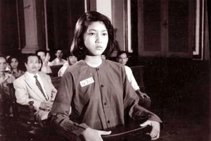 NSND có vai diễn ‘Anh hùng Võ Thị Sáu’ để đời, từng nắm giữ nhiều chức vụ lớn: Nay là Phó Giám đốc Sở, nhan sắc U50 gây xao xuyến