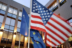 ‘Ăn miếng trả miếng’: EU tung đòn thuế đáp trả Mỹ, tấn công vào 'điểm yếu của Washington'