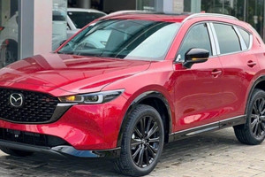 Mazda CX-5 giảm sốc chỉ còn 694 triệu đồng, loạt 'anh em' cùng nhà rủ nhau đại hạ giá