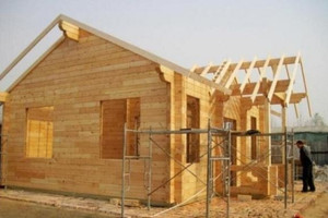 Giá gỗ biến động mạnh do nhu cầu thị trường sụt giảm