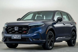 Đèn pha 'liếc cua' như xe sang, tiết kiệm nhiên liệu như xe điện: Đây là mẫu SUV Nhật đang gây sốt