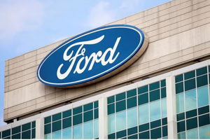 Ford dừng xuất khẩu ô tô sang Trung Quốc sau khi ông Trump áp thuế 150%