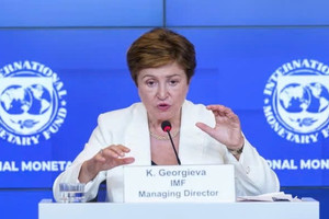 Siêu cường châu Á lao đao vì thuế quan, IMF ‘báo động đỏ’ về tăng trưởng GDP