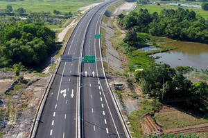Cuối năm nay, tuyến cao tốc gần 44.000 tỷ nối Bình Định tới TP lớn thứ 2 Tây Nguyên sẽ khởi công