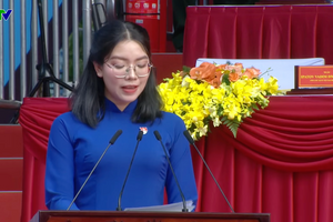 Cô gái đại diện thế hệ trẻ phát biểu tại đại lễ 30/4: Sinh viên vinh dự được trường giữ lại, kết nạp Đảng từ 18 tuổi, 2 lần giành HCV Olympic Ngữ văn