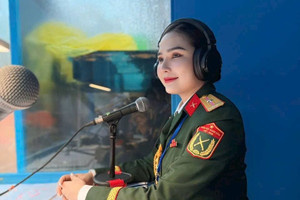 Nữ Thiếu tá có giọng đọc chạm đến trái tim hàng triệu người tại lễ diễu binh, diễu hành 30/4