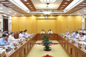 Bộ Chính trị, Ban Bí thư họp triển khai thực hiện sắp xếp tổ chức bộ máy của hệ thống chính trị