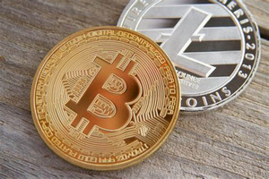 Dòng tiền lớn đổ vào Bitcoin, vốn hóa thị trường tiền số cán mốc 3.000 tỷ USD