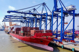 Hải Phòng đón siêu tàu đầu tiên kết nối thẳng đến bờ Tây của Mỹ, Việt Nam và Trung Quốc hưởng lợi lớn