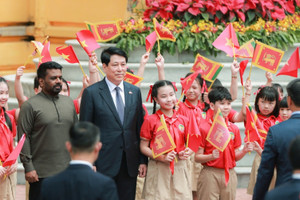 Chủ tịch nước Lương Cường chủ trì lễ đón cấp Nhà nước Tổng thống Sri Lanka