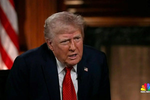 JPMorgan dự báo có tới 60% khả năng kinh tế Mỹ suy thoái, ông Trump phản pháo ra sao?