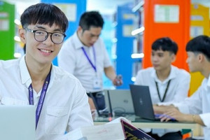 Việt Nam thiếu 200.000 nhân lực IT nhưng 70% sinh viên công nghệ không đủ trình độ làm việc ngay sau tốt nghiệp