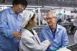 Apple chọn Việt Nam làm trung tâm sản xuất chủ lực từ 2025