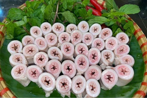 Phần lòng này của heo 'hàng nghìn con mới có một đoạn ngắn', giá 4 triệu đồng/kg người dân vẫn tranh nhau mua: Chuyên gia cảnh báo nguy hiểm!