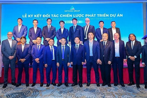 Đất xanh (DXG) bắt tay với Xây dựng Hòa Bình (HBC) và gần 20 đối tác lớn trong và ngoài nước