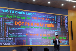 Ông Trương Gia Bình: Công nghệ và ngoại ngữ là 'tấm hộ chiếu' của người Việt trong kỷ nguyên số