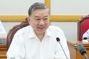 Tổng Bí thư: Tiểu học và THCS dạy 2 buổi/ngày, miễn phí từ năm tới