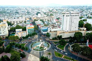 Hợp nhất đơn vị hành chính: Tỉnh dự kiến sáp nhập với Phú Yên siết chặt kỷ luật, không tổ chức liên hoan chia tay
