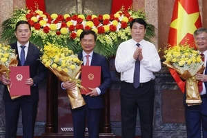 Chủ tịch nước Lương Cường bổ nhiệm 3 Phó chủ nhiệm Văn phòng Chủ tịch nước