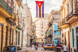 Khách Trung Quốc mang hy vọng hồi sinh ngành du lịch Cuba