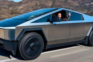 'Con cưng' từng khiến Elon Musk kiêu ngạo giờ ế chỏng chơ vì đắt đỏ, lỗi nhiều