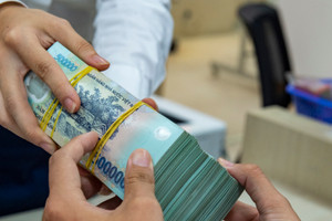 Lãi suất ngân hàng hôm nay 9/5/2025: Kỳ hạn 12 tháng cao nhất bao nhiêu?