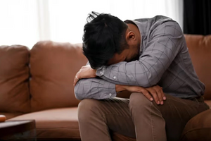 Đi khám do đau bụng, đau đớn phát hiện ung thư di căn